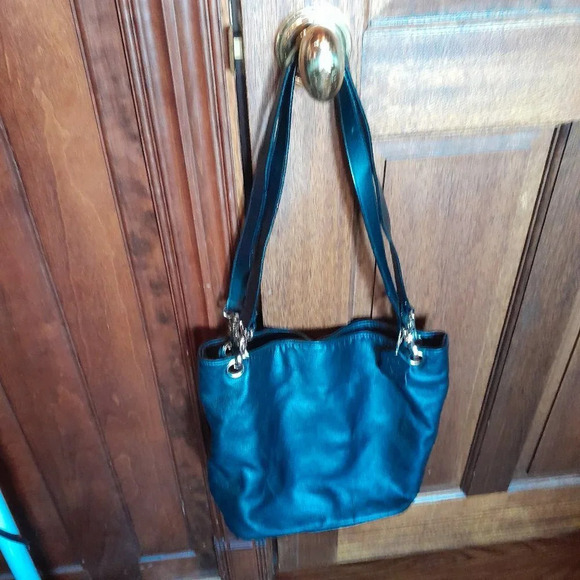 Vintage Indeed Black Leather Shoulder Bag - Picture 3 of 11